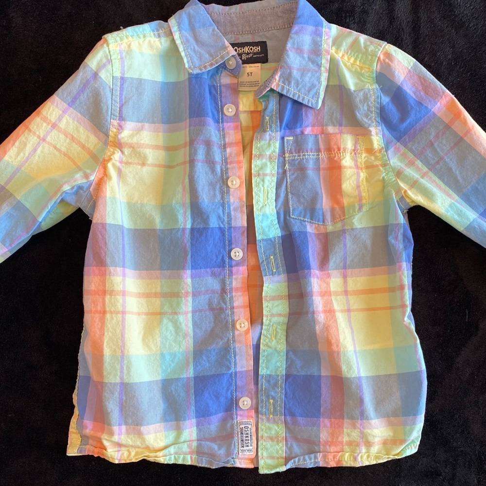 Beautiful pastel 4T button down